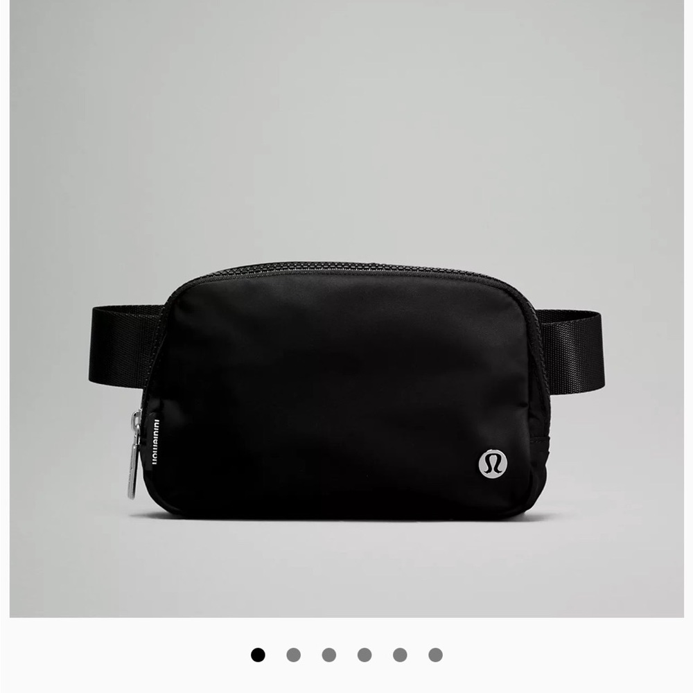 NWT Black Lululemon cross body bag!
